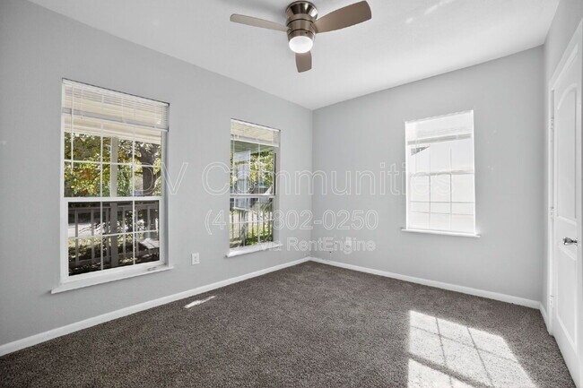 Building Photo - 3916 2nd St