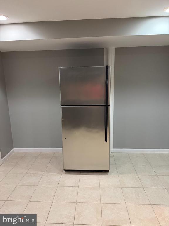 Building Photo - 1805 Arcola Ave