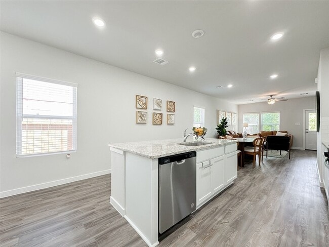 Building Photo - 164 Valiant Ridge Trail