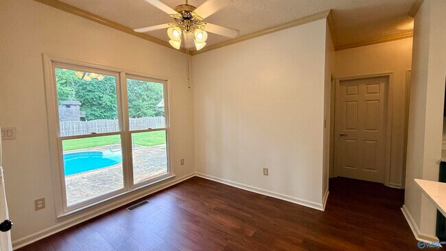 Building Photo - 113 Nobleton Ln NW