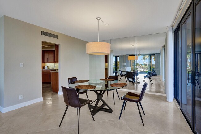 Building Photo - 120 S Ocean Blvd