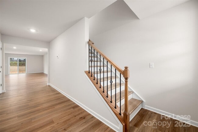 Building Photo - 108 Rock Ave