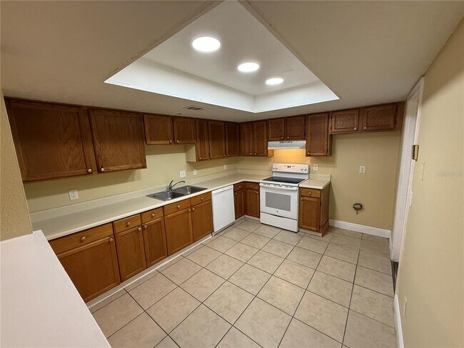 Building Photo - 1338 San Felipe Ct