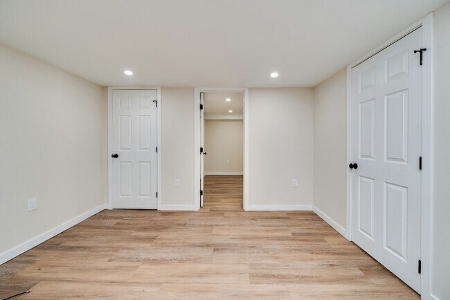 Building Photo - 57 S 6th St