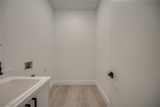 Building Photo - 1531 NW 40th Pl
