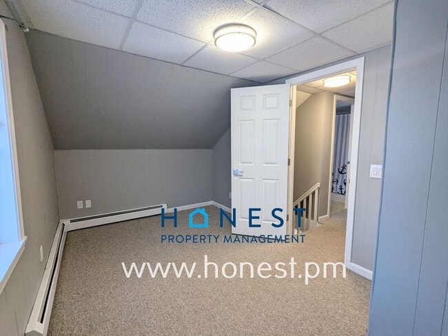 Building Photo - 83 Kennedy Memorial Dr