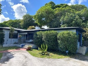 Building Photo - 535 NW 129th St