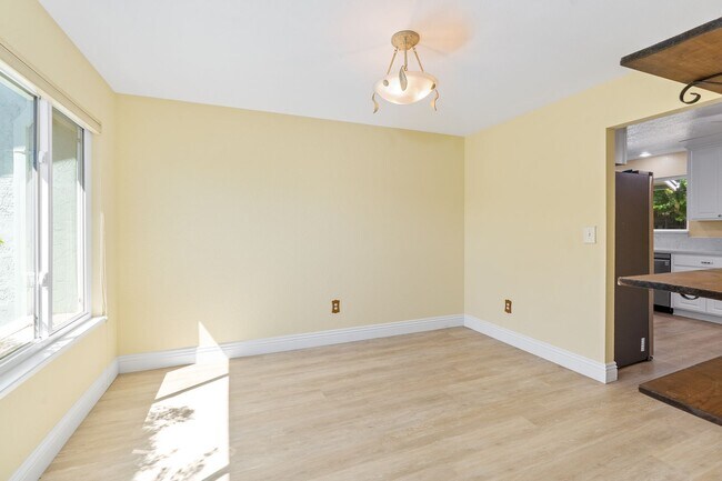 Building Photo - Browns Valley 3 bed 2 bath home