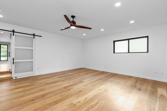 Building Photo - 7910 133rd Ave NE