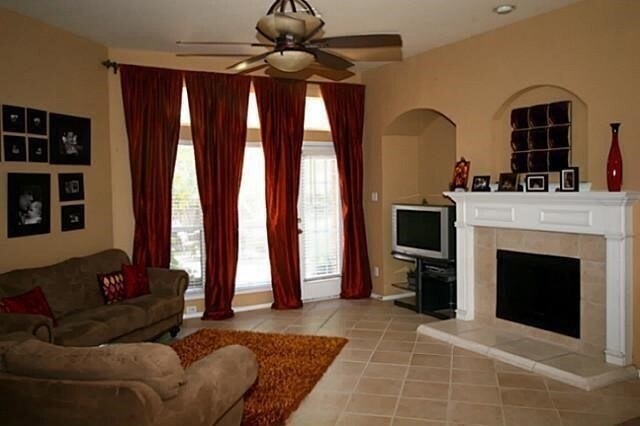 Building Photo - 2705 Grand Canyon Ct