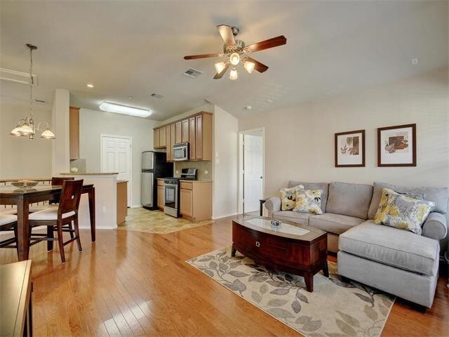 Building Photo - 1310 W Parmer Ln