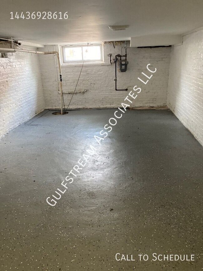Building Photo - 619 N Potomac St