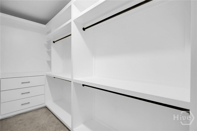 Building Photo - 1039 Meloney Dr