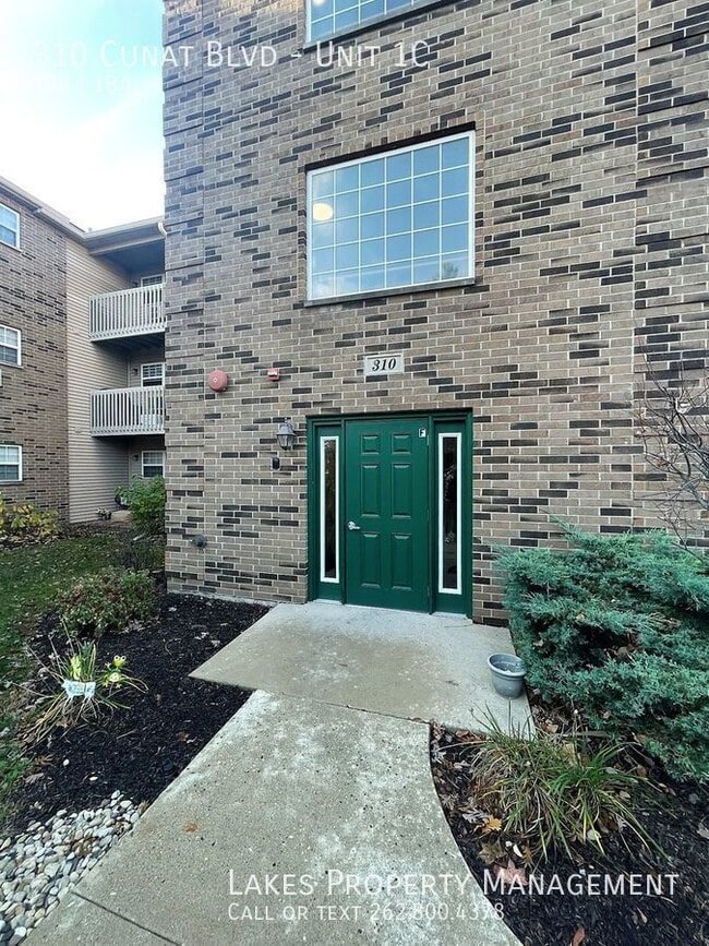 Building Photo - 310 Cunat Blvd