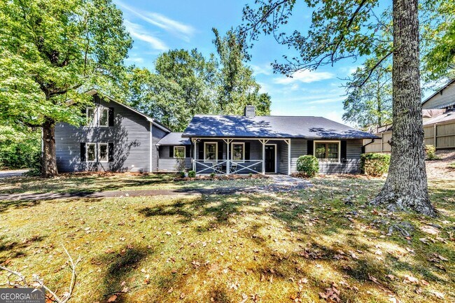 Building Photo - 527 Charing Cross Dr