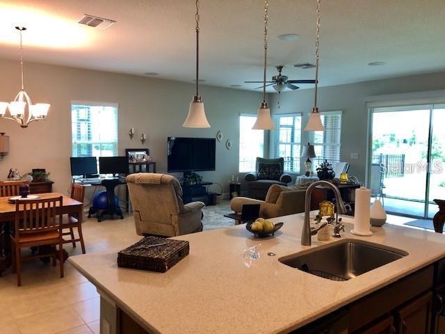 Building Photo - 6234 Colmar Pl