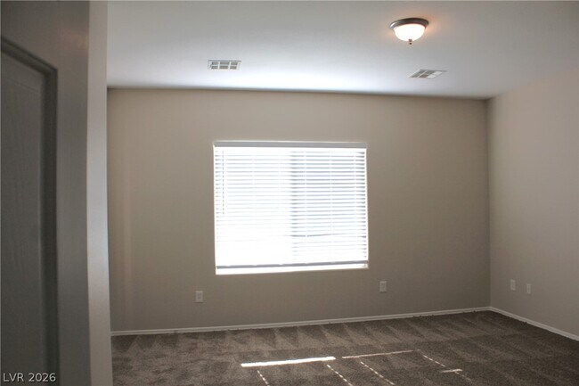 Building Photo - 2212 Sawtooth Mountain Dr