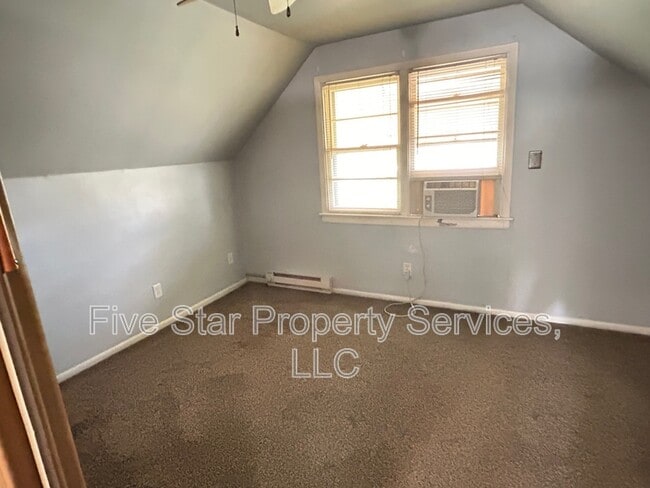 Building Photo - 2244 S 9th St