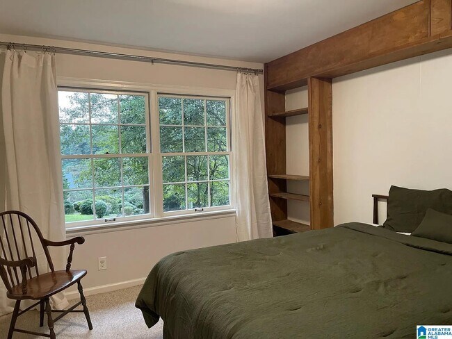 Building Photo - 3000 Dolly Ridge Dr