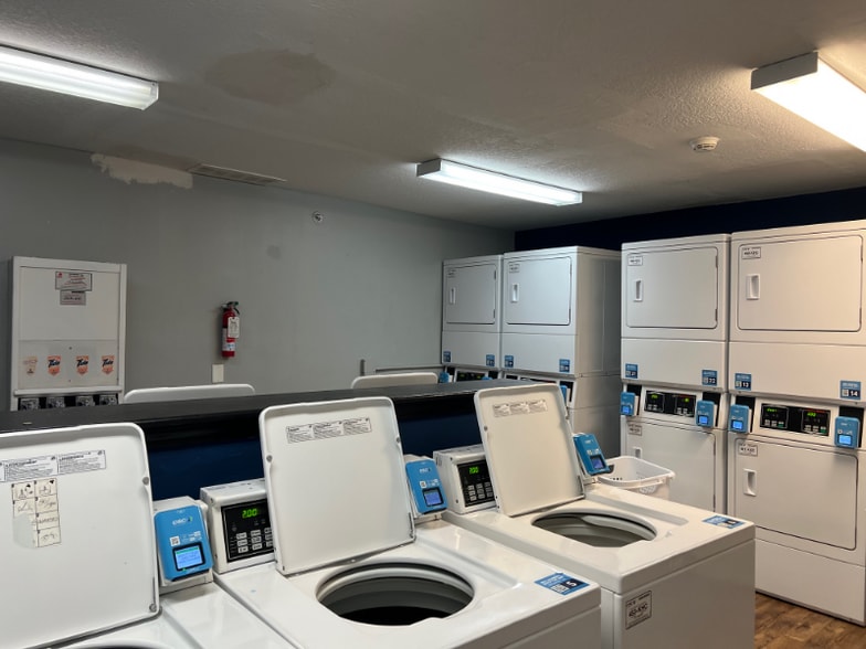 Building Photo - 1839 Merchant St