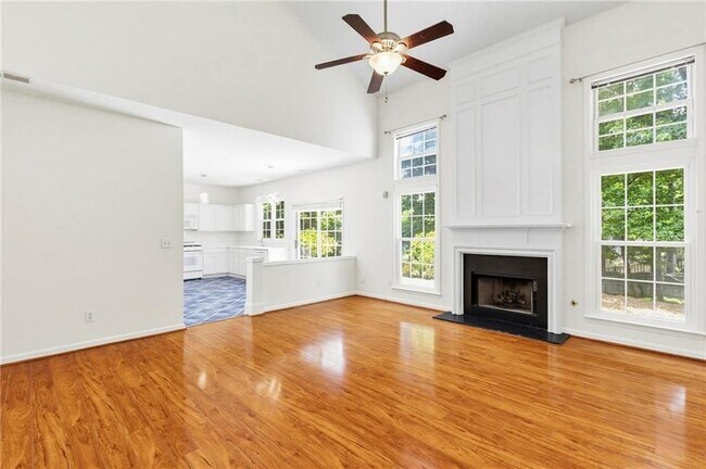 Building Photo - 490 Chippenham Ct
