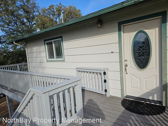 Building Photo - 3 br, 2 bath House - 19352 Deer Hill Rd