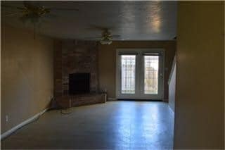 Building Photo - 1815 Country Village Blvd