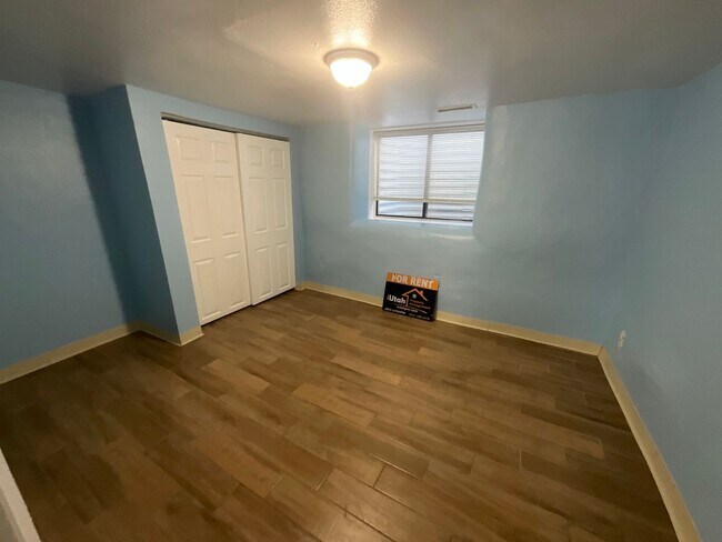 Building Photo - 295 E