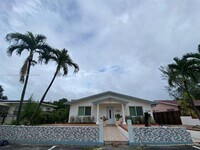 Building Photo - 3 bedroom in Hollywood FL 33020