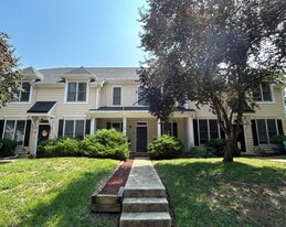 Building Photo - 116 Awesome St