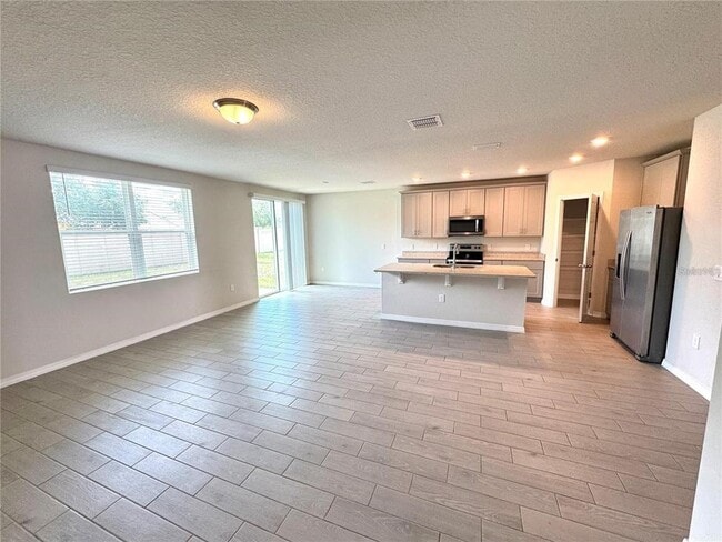 Building Photo - 3024 Cassidy Ln