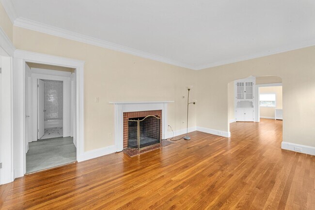 Building Photo - 110 Metropolitan Ave