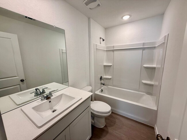 Building Photo - BRAND NEW 3 Bedroom, 2 Bathroom home on a corner lot in New Braunfels!