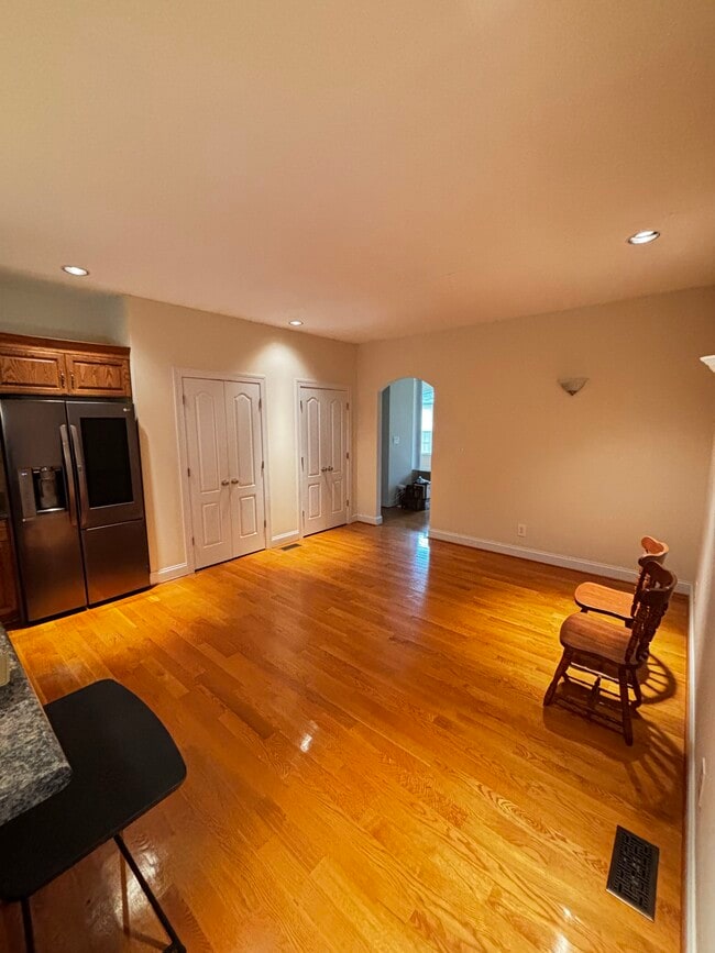 Building Photo - 14116 Spruce Ave