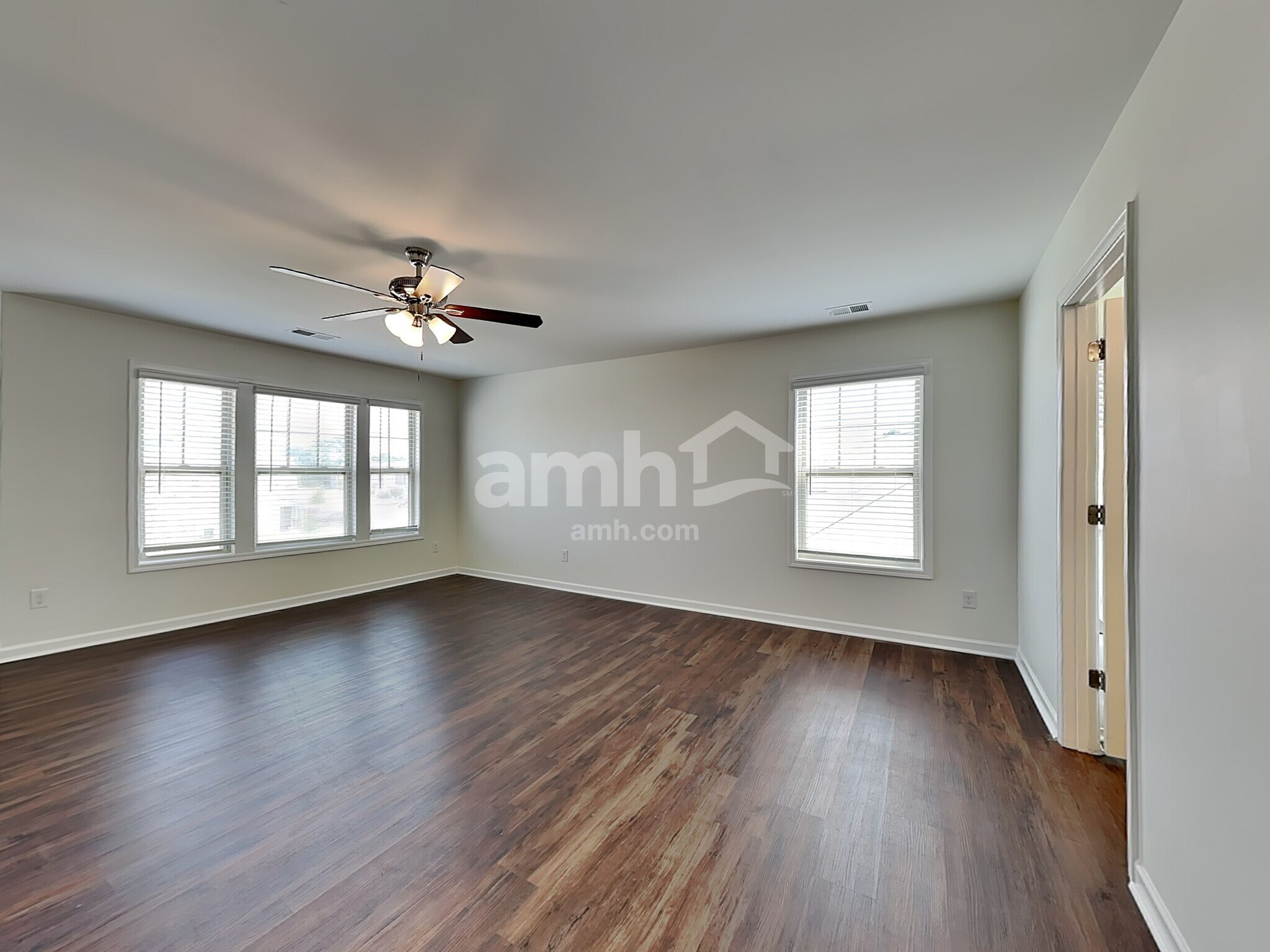 Building Photo - 810 Genesis Wy