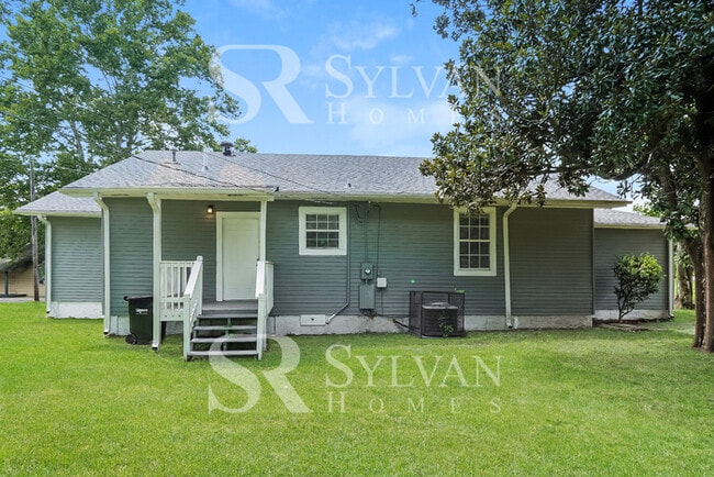 Building Photo - The Lifestyle You Deserve.