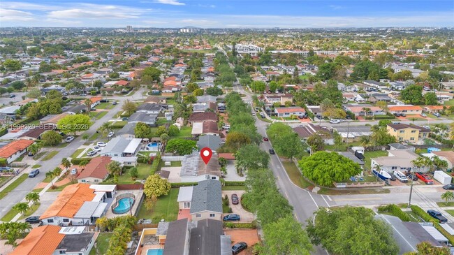 Building Photo - 2900 SW 92nd Ave