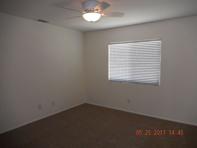 Building Photo - 37965 Encanto Rd