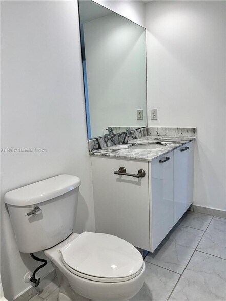 Building Photo - 951 Brickell Ave