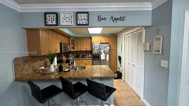 Building Photo - 15430 SW 81st Cir Ln