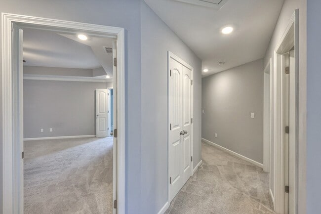 Building Photo - 212 Eusa Cantrell Ln