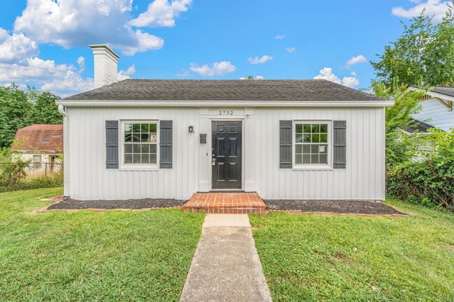 Building Photo - 2752 Tarleton Ave