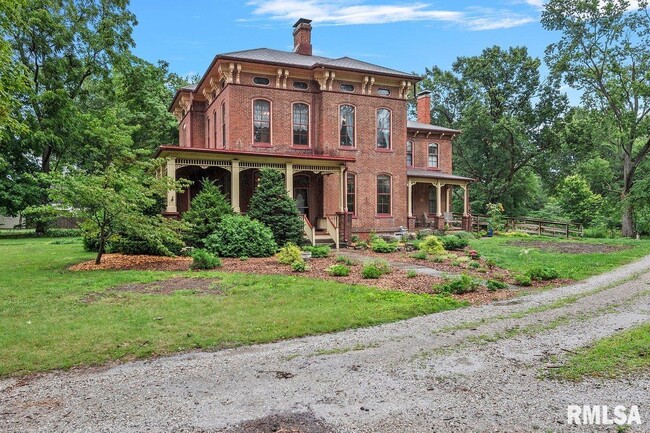 Building Photo - 500 Old Tipton School Rd