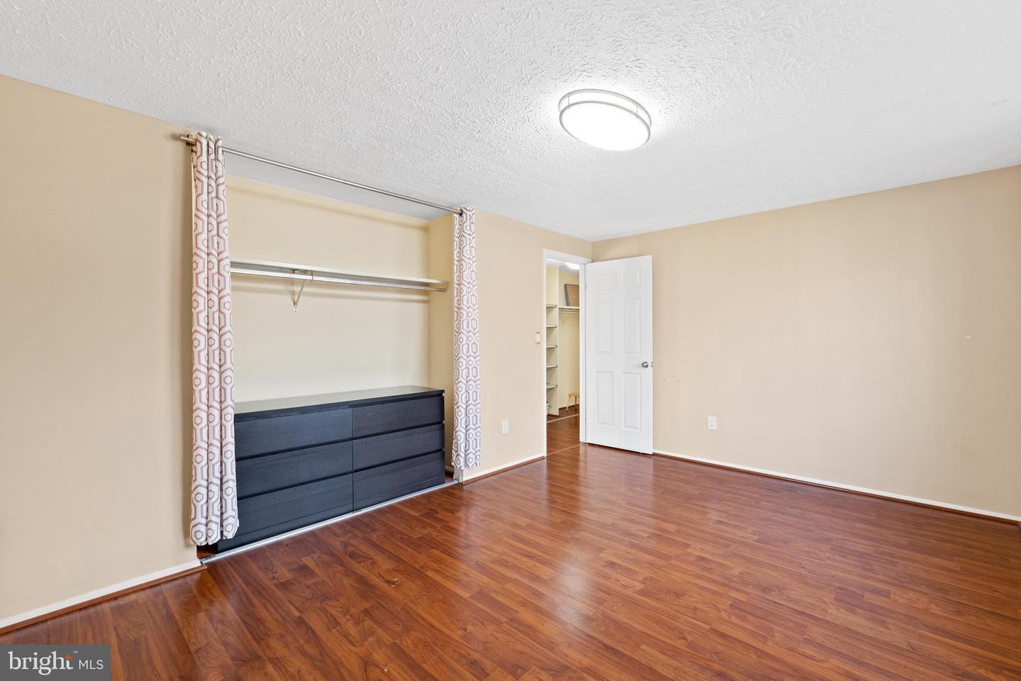 Building Photo - 8469 Rippled Creek Ct