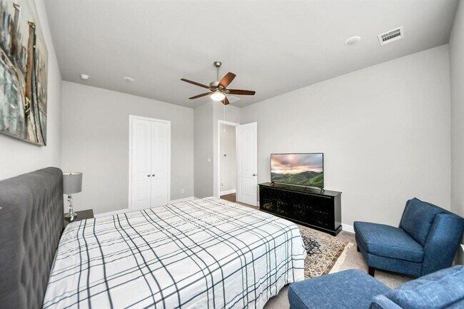 Building Photo - 6331 Cambrai Wood Ln