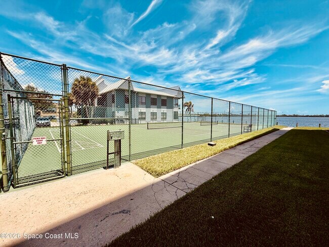 Building Photo - 250 S Sykes Creek Pkwy