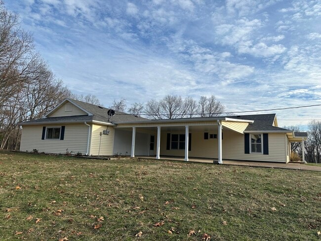 Building Photo - 260 John The Diver Trail