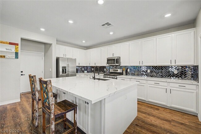Building Photo - 8148 Little Skye Ct