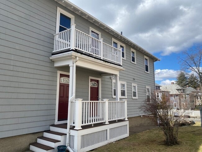 Building Photo - 93 Jewett St