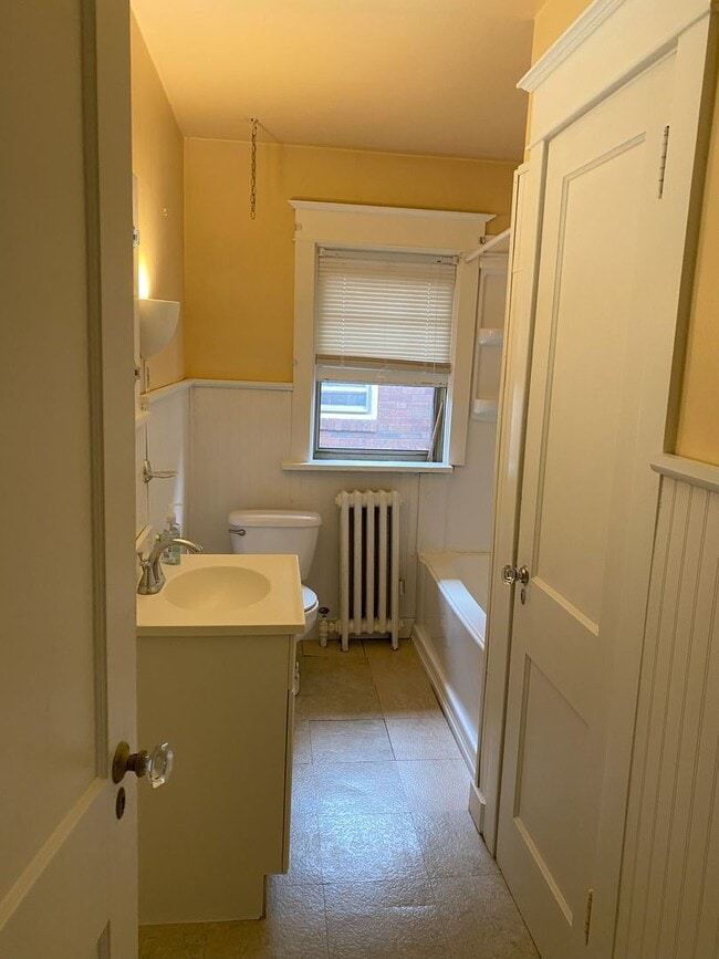 Building Photo - Charming Brick Single Family Home